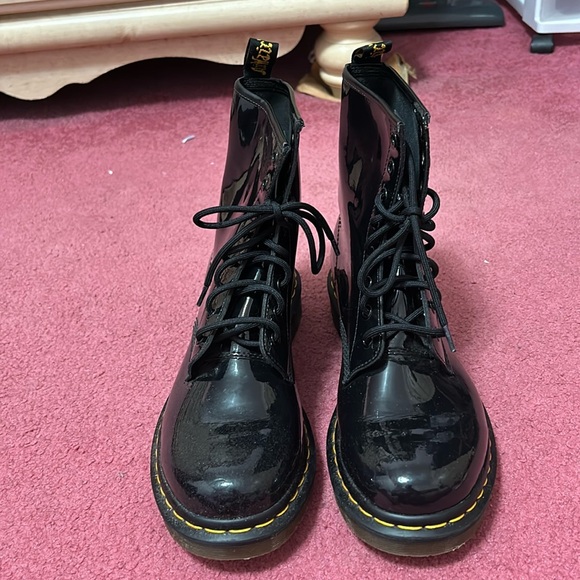 Dr Martens Women’s Black Patent Leather boots - Picture 2 of 9